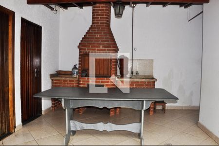 Casa para alugar com 360m², 3 quartos e 5 vagasÁrea Externa