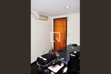 Casa para alugar com 360m², 3 quartos e 5 vagasEscritório