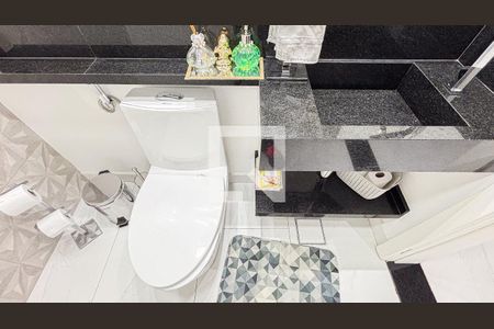 Casa à venda com 386m², 3 quartos e 8 vagasLavabo