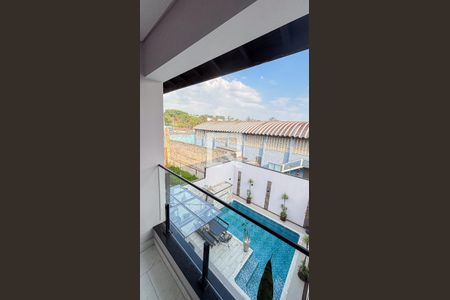 Casa à venda com 386m², 3 quartos e 8 vagasVaranda Suite 2