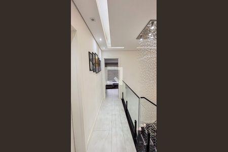 Casa à venda com 386m², 3 quartos e 8 vagasCorredor