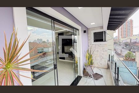 Casa à venda com 386m², 3 quartos e 8 vagasVaranda Suite 1