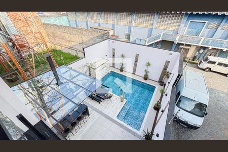 Casa à venda com 386m², 3 quartos e 8 vagasVaranda Suite 2