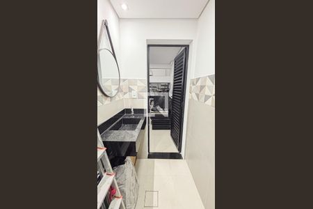 Casa à venda com 386m², 3 quartos e 8 vagasBanheiro da Garagem