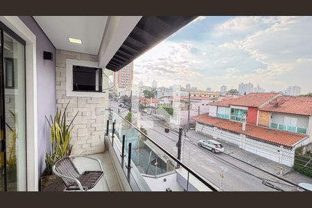 Casa à venda com 386m², 3 quartos e 8 vagasVaranda Suite 1