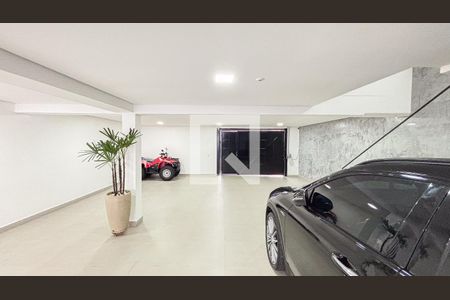 Casa à venda com 386m², 3 quartos e 8 vagasGaragem