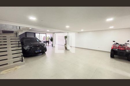 Casa à venda com 386m², 3 quartos e 8 vagasGaragem