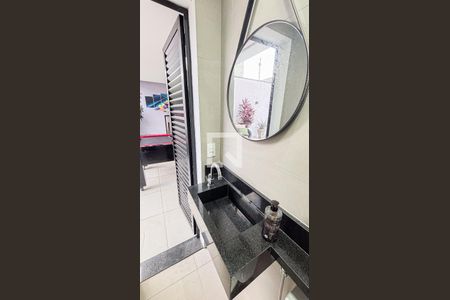 Casa à venda com 386m², 3 quartos e 8 vagasBanheiro - Quintal