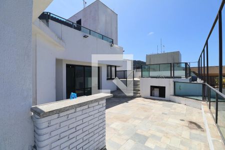 Apartamento para alugar com 425m², 5 quartos e 3 vagas Apartamento para alugar com 425m², 5 quartos e 3 vagasVaranda