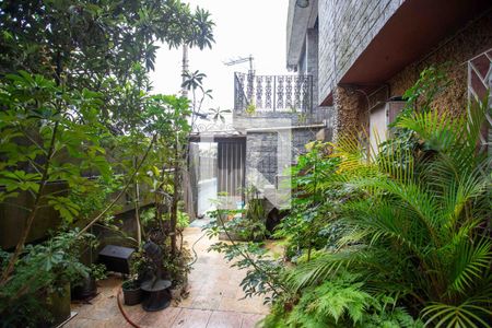 Casa à venda com 430m², 3 quartos e 3 vagasQuintal