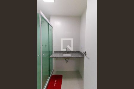 Banheiro de kitnet/studio à venda com 1 quarto, 37m² em Ingá, Niterói