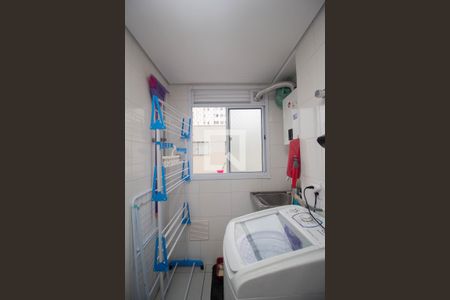 Apartamento à venda com 44m², 2 quartos e 1 vaga Apartamento à venda com 44m², 2 quartos e 1 vagaÁrea de Serviço