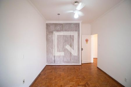 Casa à venda com 152m², 4 quartos e 5 vagas Casa à venda com 152m², 4 quartos e 5 vagasSuíte