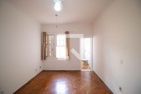 Casa à venda com 152m², 4 quartos e 5 vagas Casa à venda com 152m², 4 quartos e 5 vagasSuíte