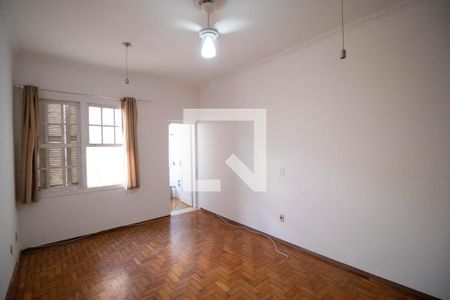 Casa à venda com 152m², 4 quartos e 5 vagas Casa à venda com 152m², 4 quartos e 5 vagasSuíte