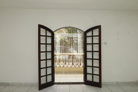 Casa à venda com 86m², 3 quartos e 2 vagasQuarto 3