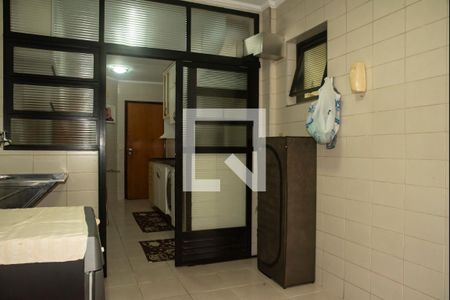 Apartamento para alugar com 128m², 3 quartos e 2 vagas Apartamento para alugar com 128m², 3 quartos e 2 vagasÁrea de Serviço