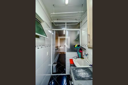 Apartamento à venda com 77m², 3 quartos e 1 vagaÁrea de Serviço