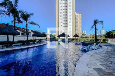 Apartamento à venda com 77m², 3 quartos e 1 vagaÁrea comum - Piscina