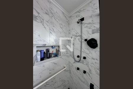 Casa à venda com 254m², 5 quartos e 2 vagasBanheiro Suíte 1