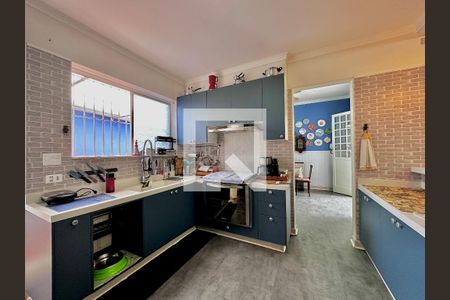 Casa à venda com 254m², 5 quartos e 2 vagasCozinha