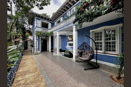 Casa à venda com 254m², 5 quartos e 2 vagasVaranda