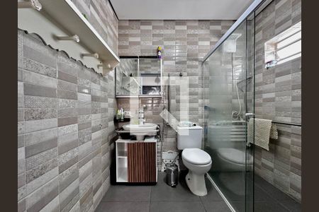 Casa à venda com 254m², 5 quartos e 2 vagasBanheiro Suíte 2 fundos