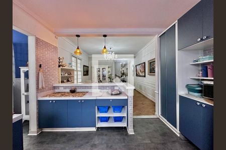 Casa à venda com 254m², 5 quartos e 2 vagasCozinha