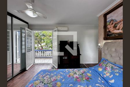 Casa à venda com 254m², 5 quartos e 2 vagasSuíte 1