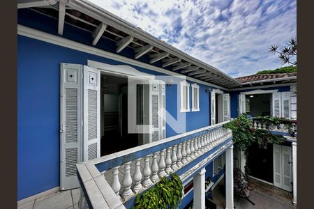 Casa à venda com 254m², 5 quartos e 2 vagasVaranda Suítes