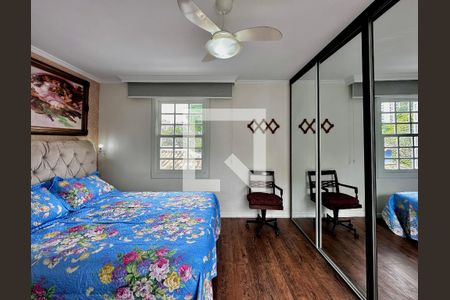 Casa à venda com 254m², 5 quartos e 2 vagasSuíte 1