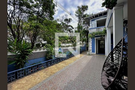 Casa à venda com 254m², 5 quartos e 2 vagasVaranda