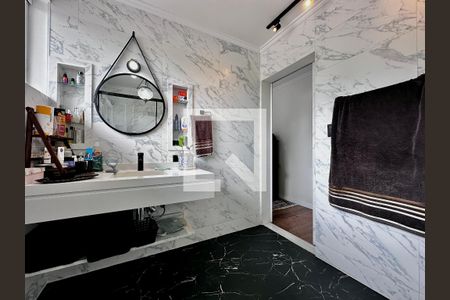 Casa à venda com 254m², 5 quartos e 2 vagasBanheiro Suíte 1