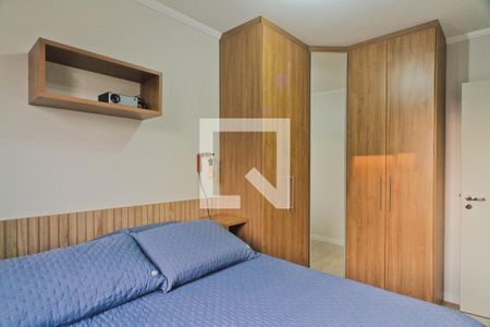 Quarto 1 de apartamento para alugar com 2 quartos, 55m² em Vila Palmeiras, São Paulo