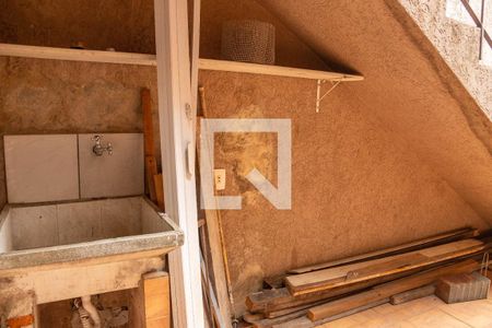 Casa para alugar com 80m², 2 quartos e 1 vagaÁrea de serviço