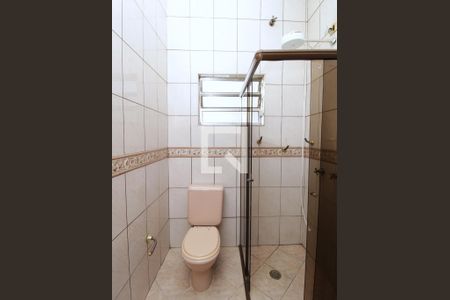 Casa para alugar com 490m², 3 quartos e 2 vagasBanheiro 2