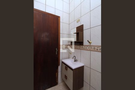 Casa para alugar com 490m², 3 quartos e 2 vagasBanheiro 2