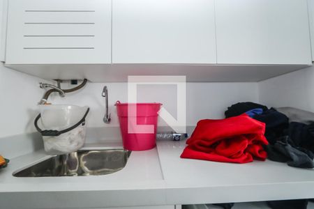 Apartamento à venda com 82m², 3 quartos e 2 vagasLavanderia