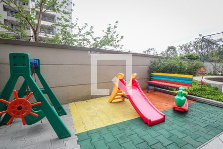 Apartamento à venda com 82m², 3 quartos e 2 vagasÁrea comum - Playground