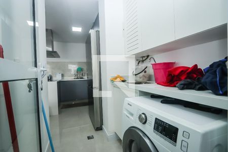 Apartamento à venda com 82m², 3 quartos e 2 vagasLavanderia