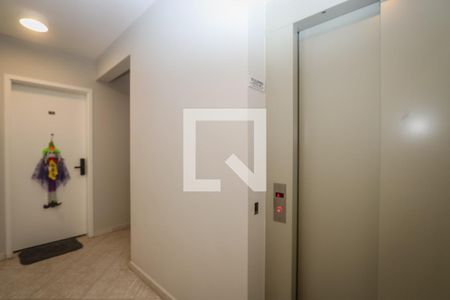 Apartamento à venda com 82m², 3 quartos e 2 vagasHall social