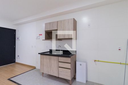 Sala e cozinha de apartamento para alugar com 1 quarto, 34m² em Centro, Osasco
