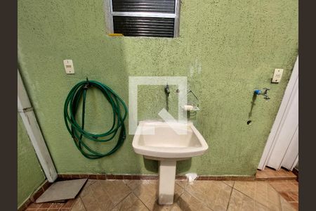 Casa para alugar com 60m², 1 quarto e sem vagaÁrea de Serviço