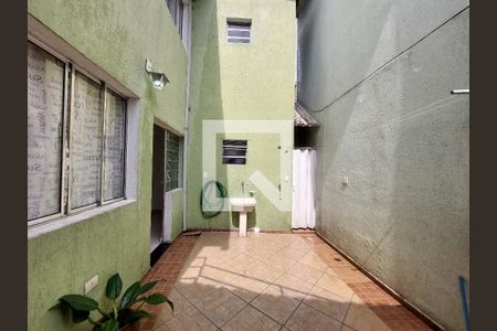 Casa para alugar com 60m², 1 quarto e sem vagaÁrea de Serviço