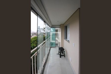 Apartamento para alugar com 56m², 2 quartos e 1 vaga Apartamento para alugar com 56m², 2 quartos e 1 vagaVaranda
