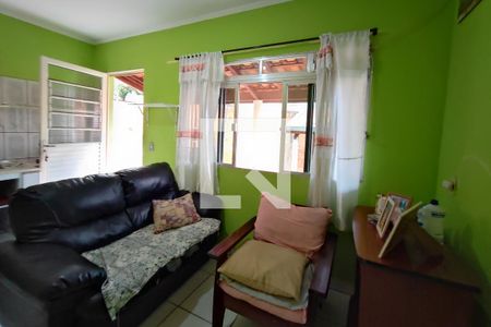 Casa à venda com 300m², 3 quartos e 1 vagaEdícula - Sala