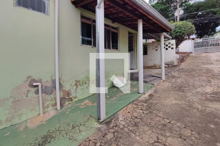 Casa à venda com 300m², 3 quartos e 1 vagaQuintal - Garagem