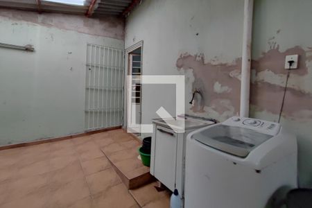 Casa à venda com 300m², 3 quartos e 1 vagaÁrea de Serviço