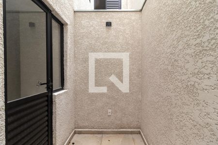 Vista do Quarto 1 de apartamento para alugar com 2 quartos, 30m² em Guaiauna, São Paulo