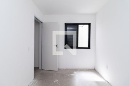 Quarto 1 de apartamento para alugar com 2 quartos, 30m² em Guaiauna, São Paulo